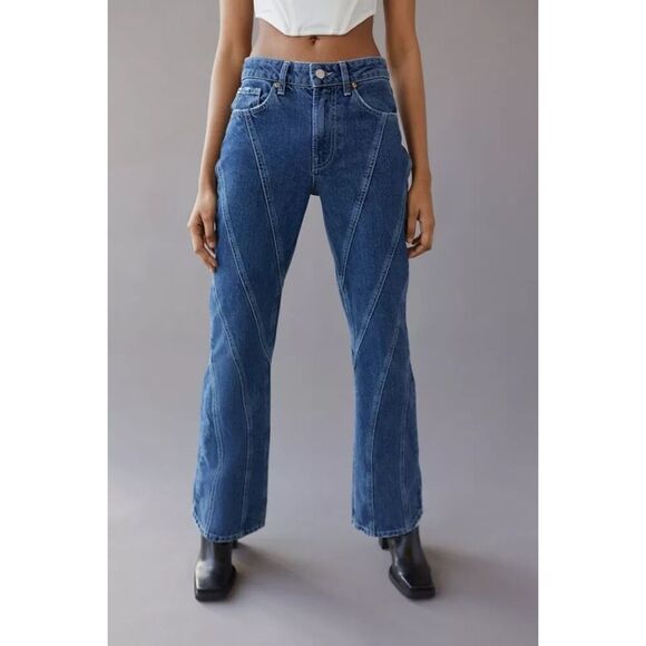 Urban Outfitters BDG High-Waisted Seamed ‘90s Bootcut Jean — Indigo Size 25 - Picture 1 of 11